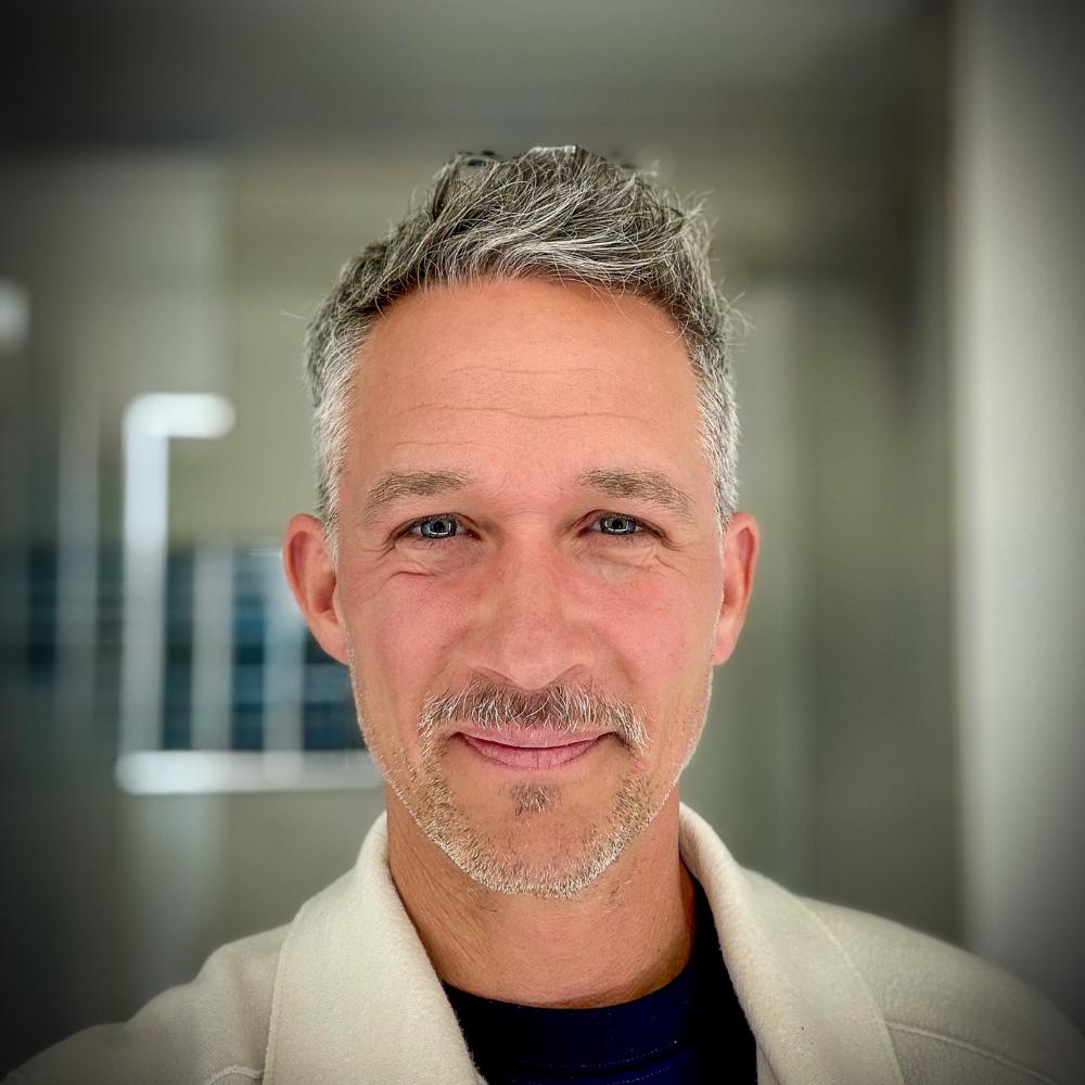 Portrait von Daniel Kloetzli – zur Webseite von kloetzli.ai